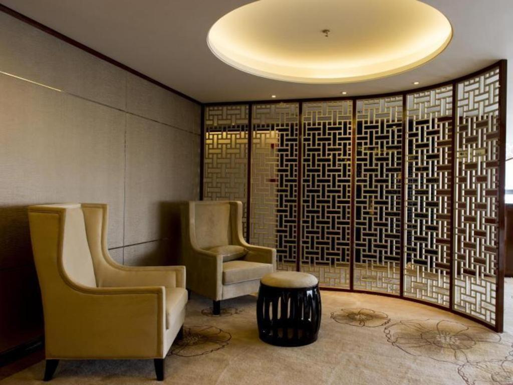 Yang Peng Jin Jiang Hotel Yangzhou Buitenkant foto